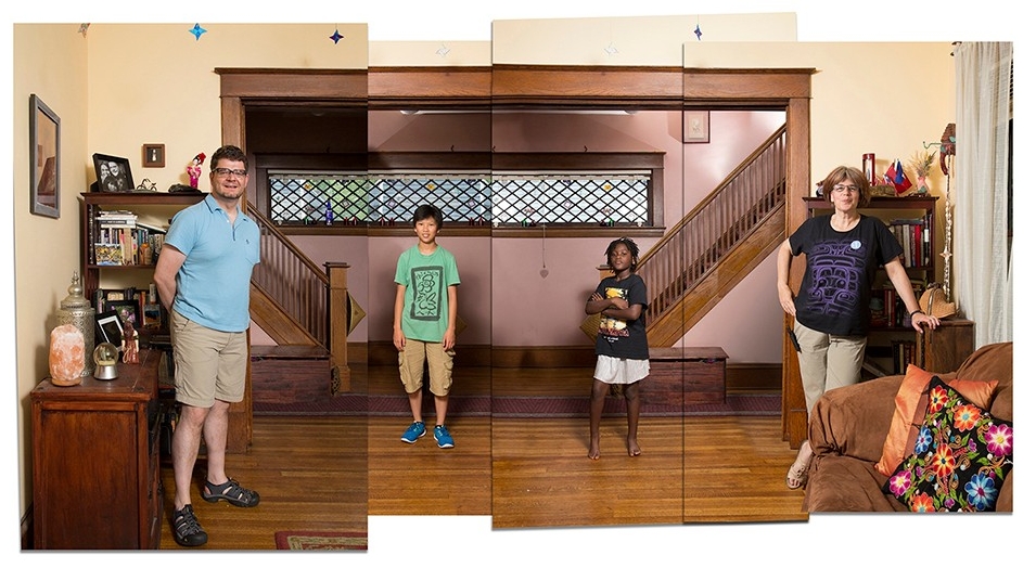 Post-photographic family portraits