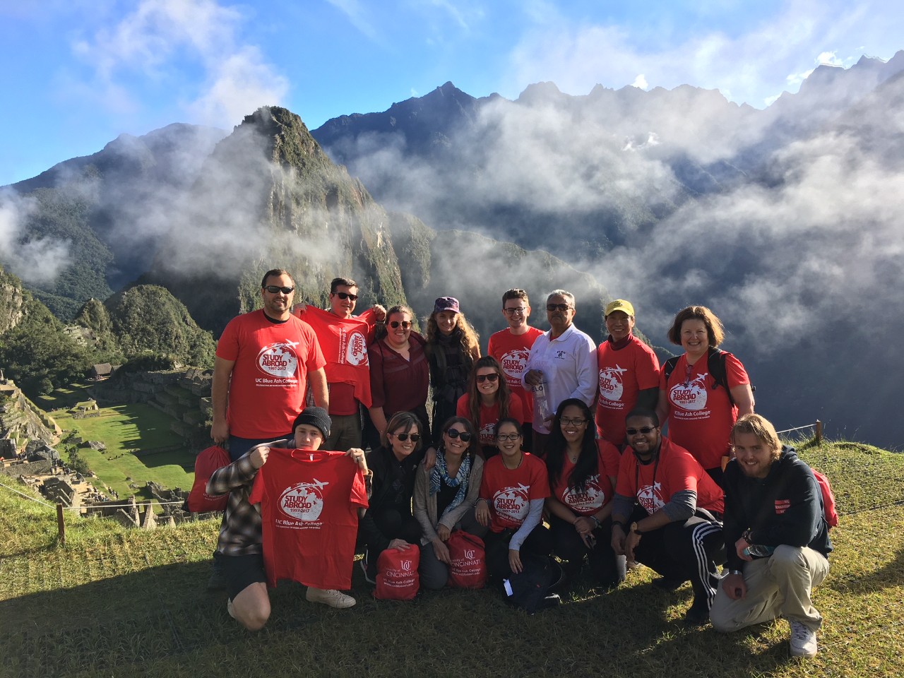 students posing in front of Macchu Picchu