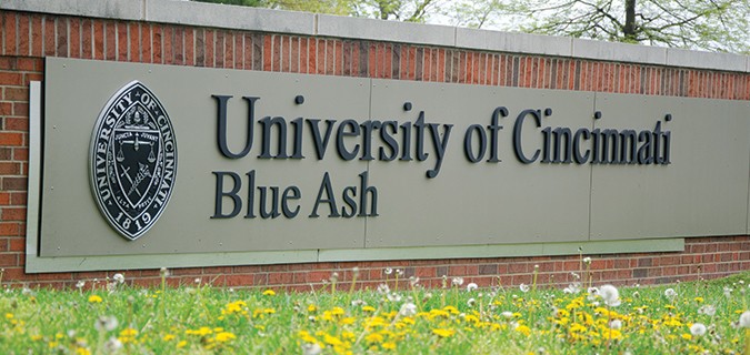 University of Cincinnati Blue Ash College front sign